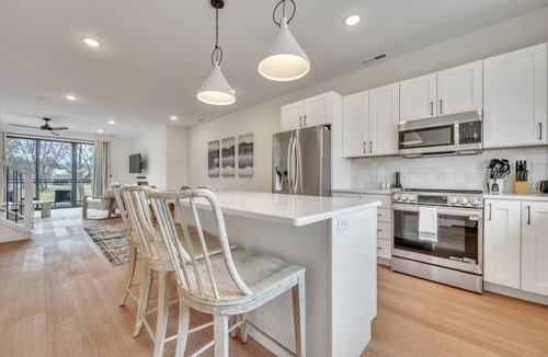 Milford Apartment | Second Chances at the Lake in the hottest new development CentralPark Townhomes