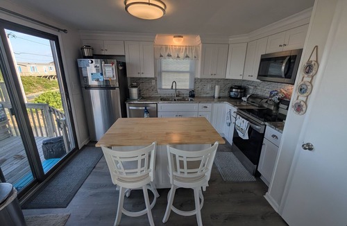 Colington Cottage | Semi-Oceanfront~Ocean Views~Direct Beach Access~Kill Devil Hills