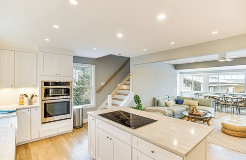 Little Compton House | Serene Coastal Getaway in Little Compton!