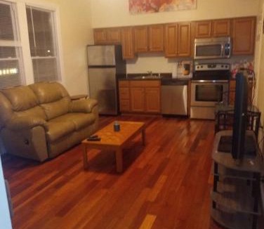 Niskayuna Apartment | simple one bedroom free parking