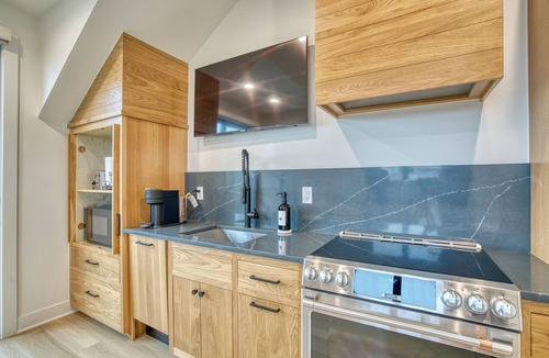 Superior Apartment | Single Tree Haven
