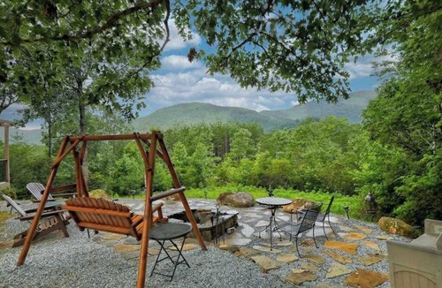 Sautee Nacoochee Cabin | Soaring Eagle Cabin Stay