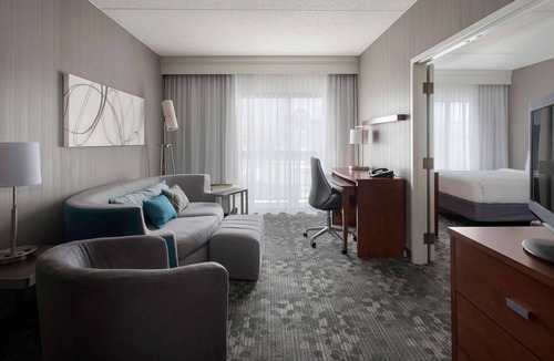 Milford Hotel | Sonesta Select Boston Milford