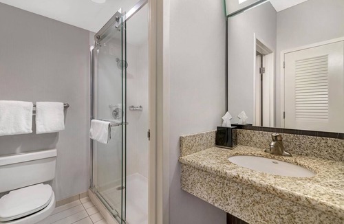 Middletown Hotel | Sonesta Select Newport Middletown