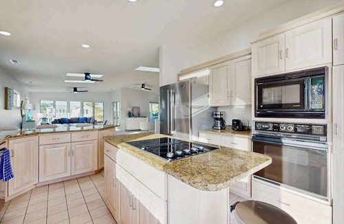 South Bethany Harbor House | South Bethany bay front house w/amazing views, deck, patio, balcony