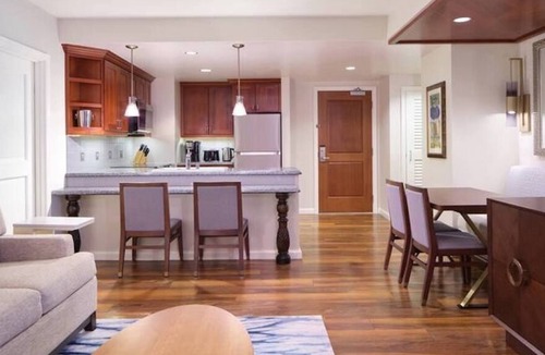 Waikiki Villa | Spacious 2 bedroom at the gorgeous Hilton Grand Waikikian