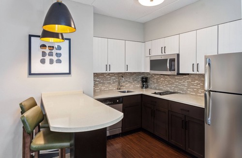 Newtonville Apartment | Spacious 2-BR Suite | 1 King, 2 Queens | Albany