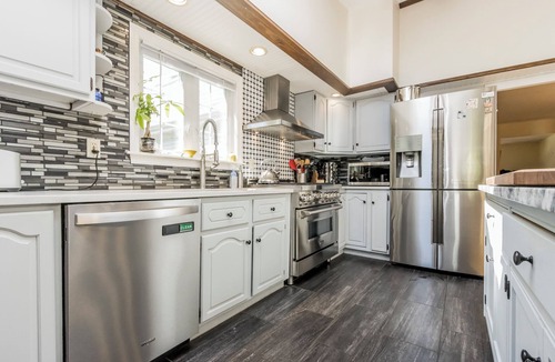 Biddeford House | Spacious 5-bedroom home with beautiful outdoor spaces
