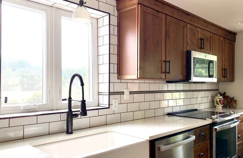 Cooperstown House | Spacious 5-bedroom farmhouse in charming Cooperstown with WiFi, AC