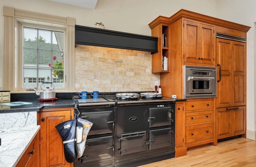 Wolfeboro House | Spacious 7-bedroom house in tranquil Wolfeboro