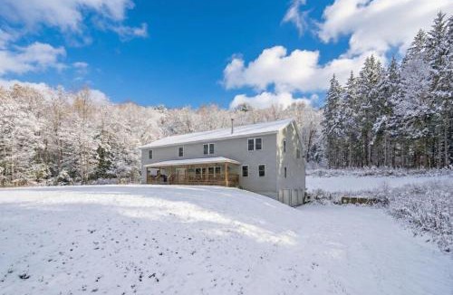Andes House | Spacious 9BR Catskills Retreat Views + Game Room