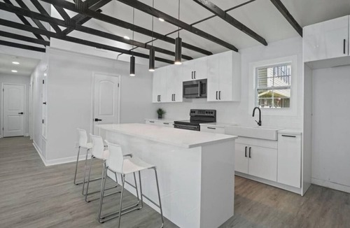 Church Street House | Spacious & Cozy 3-Bedroom Home- Riverdale Ga