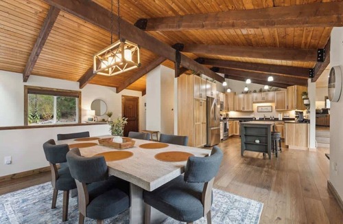 Bigfork House | Spacious Getaway | Central Loc | Family Friendly
