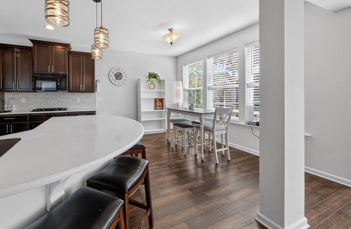 Middletown House | Spacious Middletown Family Retreat - Sleeps 8