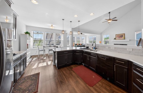 Middletown House | Spacious Middletown Family Retreat - Sleeps 8