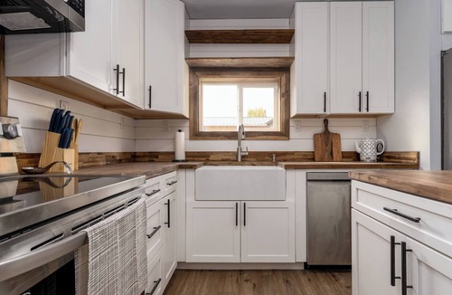 Anaconda Ski Chalet | Spacious & Modern Anaconda Home