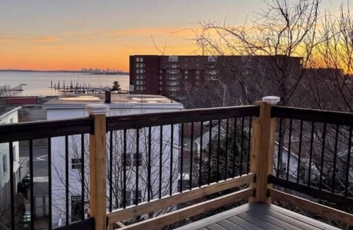 Lynn Apartment | Spacious & Modern House close to BOS & Salem