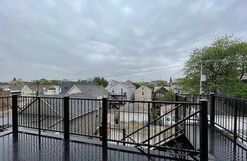 Lower West Side Apartment | Spacious Modern Pilsen Retreat Sleeps 8 Near Downtown Chicago