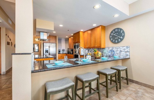 Kahana Condo | Spacious OCEAN FRONT 2Bd/2Ba Condo with AC - Sands Of Kahana 315