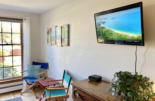 Scarborough House | Spacious Ocean View Getaway, 3 min walk to beach with large fenced in yard