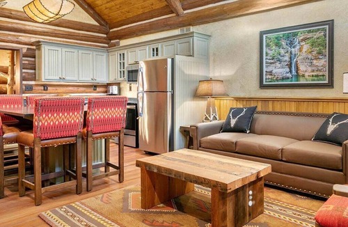 Big Cedars Apartment | Spacious Studio | Hilton Grand Vacations Club