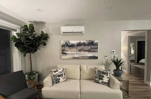 Bridgewater House | Spotless, modern, bright & cozy, 1 BR