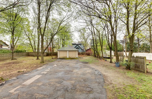 Springfield Apartment | Springfield Vacation Rental Near MCM Springfield!