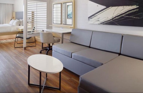 Pensacola Beach Hotel | SpringHill Suites by Marriott Pensacola Beach