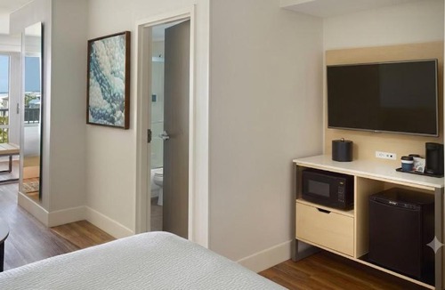 Pensacola Beach Hotel | SpringHill Suites by Marriott Pensacola Beach