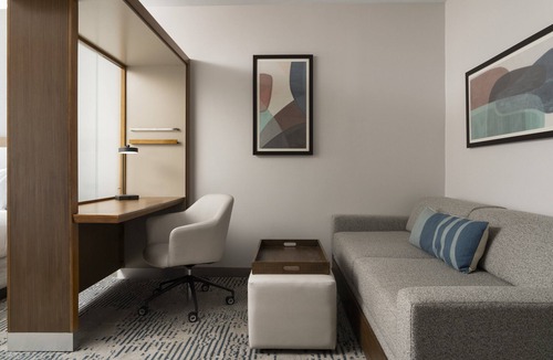 Voorhees Hotel | SpringHill Suites by Marriott Voorhees Mt. Laurel/Cherry Hil