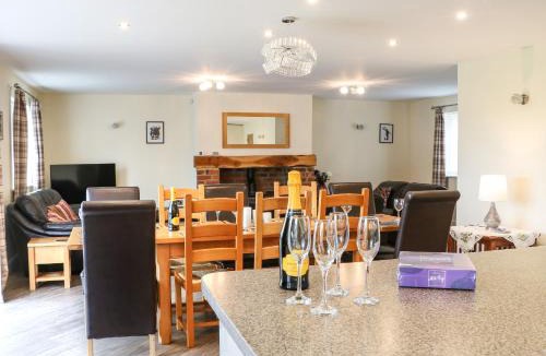 Tudhoe House | Stackyard House