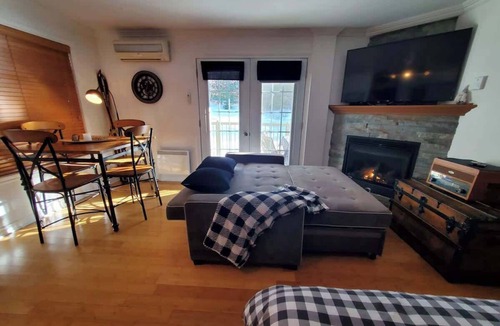 Piedmont Condo | Studio Rustico Chic Nearby Piedmont's Hotspots!