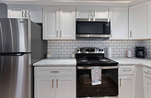 Villas Apartment | Studio Unit close the Bay!