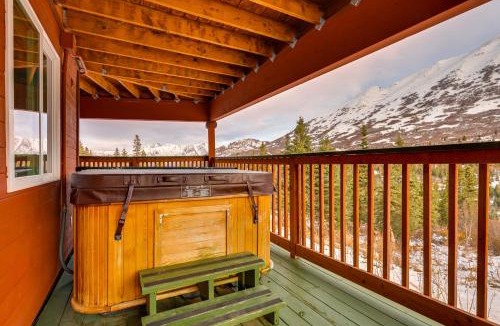Eagle River House | Stunning Alaskan Getaway w/River & Mtn Views