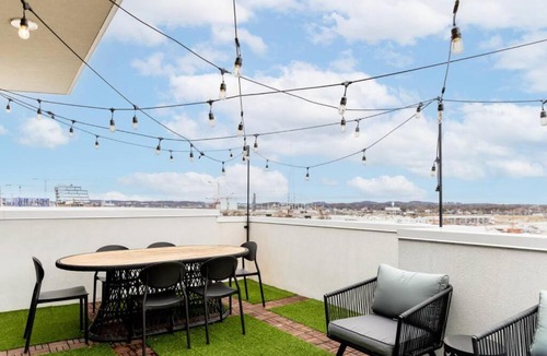 North Capitol Apartment | Stunning River View Condo Walk to Downtown Rooftop Patio
