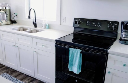 Granite Point Cottage | Stunning Views, Renovated Beach Cottage~Maine