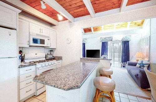 Summersea House | Summer home with expansive deck & wonderful location for beachgoers