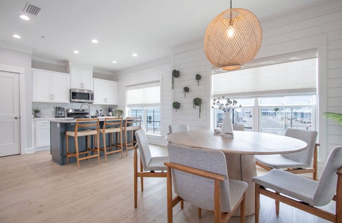 Orange Beach House | Summer Vacation! Beach, Pool, Games, Sleeps 10!