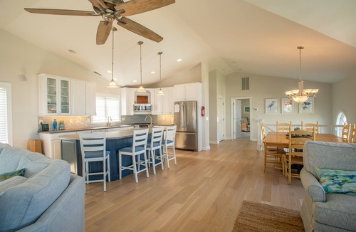 Bethany Beach House | Sunny, Spacious 6-Bedroom Beauty, 1.5 Blocks from Ocean
