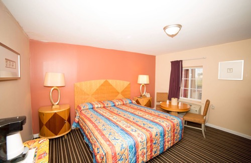 Egg Harbor Township Hotel | Sunset Motel