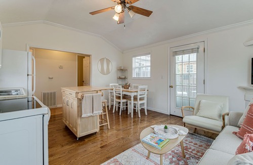 Monteagle Cottage | Take a Trip Down Memory Lane @ Berenstain Cottage!