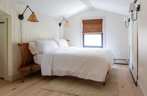 Phoenicia Apartment | The Bend