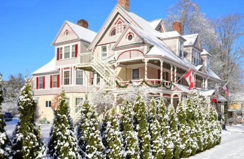 Great Barrington Bed & Breakfast | The Berkshire Mountain Inn