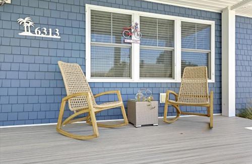 Deep Hole House | The Blue Crab