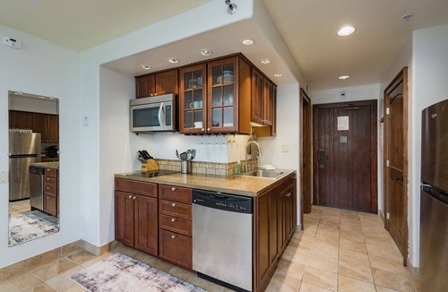 Purgatory Condo | The Element Studio | AC, Pool, Hot Tub, Golf & Ski