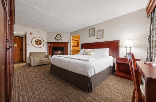 Pigeon Forge Hotel | The Inn On The River