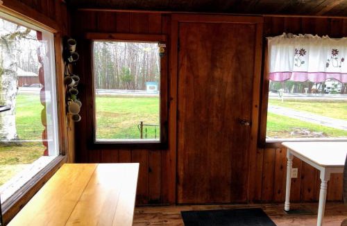 Indian Lake Hotel | The Lorca Adirondacks Motel