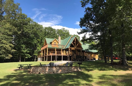 Spencer Cabin | The Rustic and Secluded Getaway: Enjoy star lit nights by the fire pit!