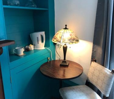 Devizes Bed & Breakfast | The White Bear