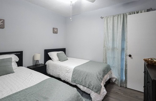 Opelika House | This recently remodeled property is perfect for game days or just a visit!